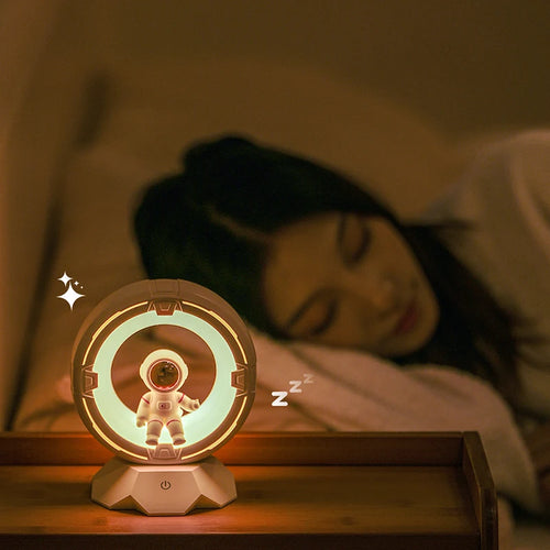 OrbitBuddy Astronaut Glow Lamp